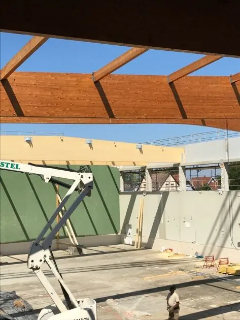 Installation de la charpente pour une salle de sport à Bantzenheim (68)